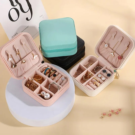 Mini Portable Jewelry Storage Box – PU Leather Display Case & Organizer for Earrings, Necklaces, and Rings